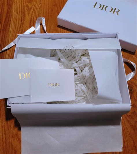 Dior the couture gift box